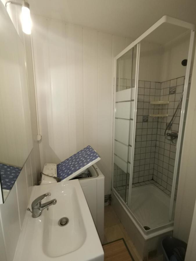 Résidence Le Lagon - En bord de mer et proche des commerces - Climatisation - 2 chambres -Terrasse - Vue montagne Argelès-sur-Mer Esterno foto